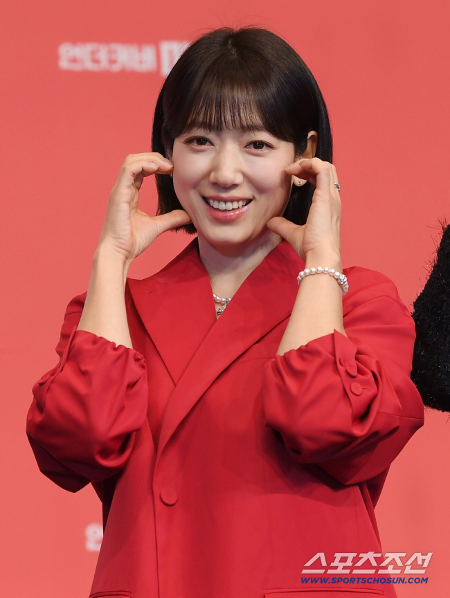 [속보] <b>박신혜</b>최태준, 오늘(22일) <b>둘째 딸 출산</b>…"산모·아이 건강"