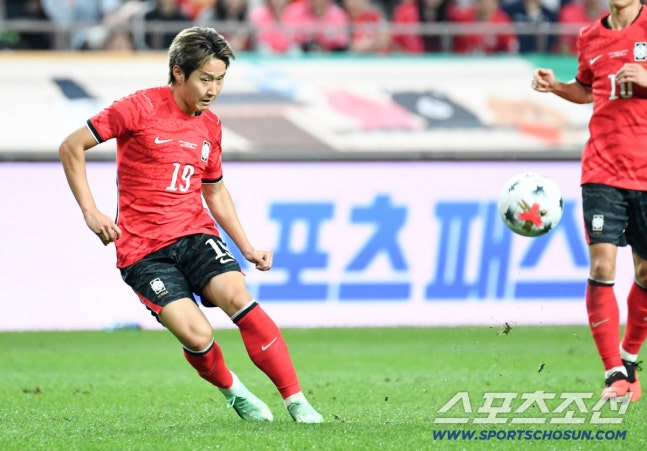 28일 서울월드컵경기장에서 열린 대한민국 축구대표팀과 우루과이의 친선 경기. 이강인이 패스를 시도하고 있다. 상암=박재만 기자 pjm@sportschosun.com/2026.09.28/