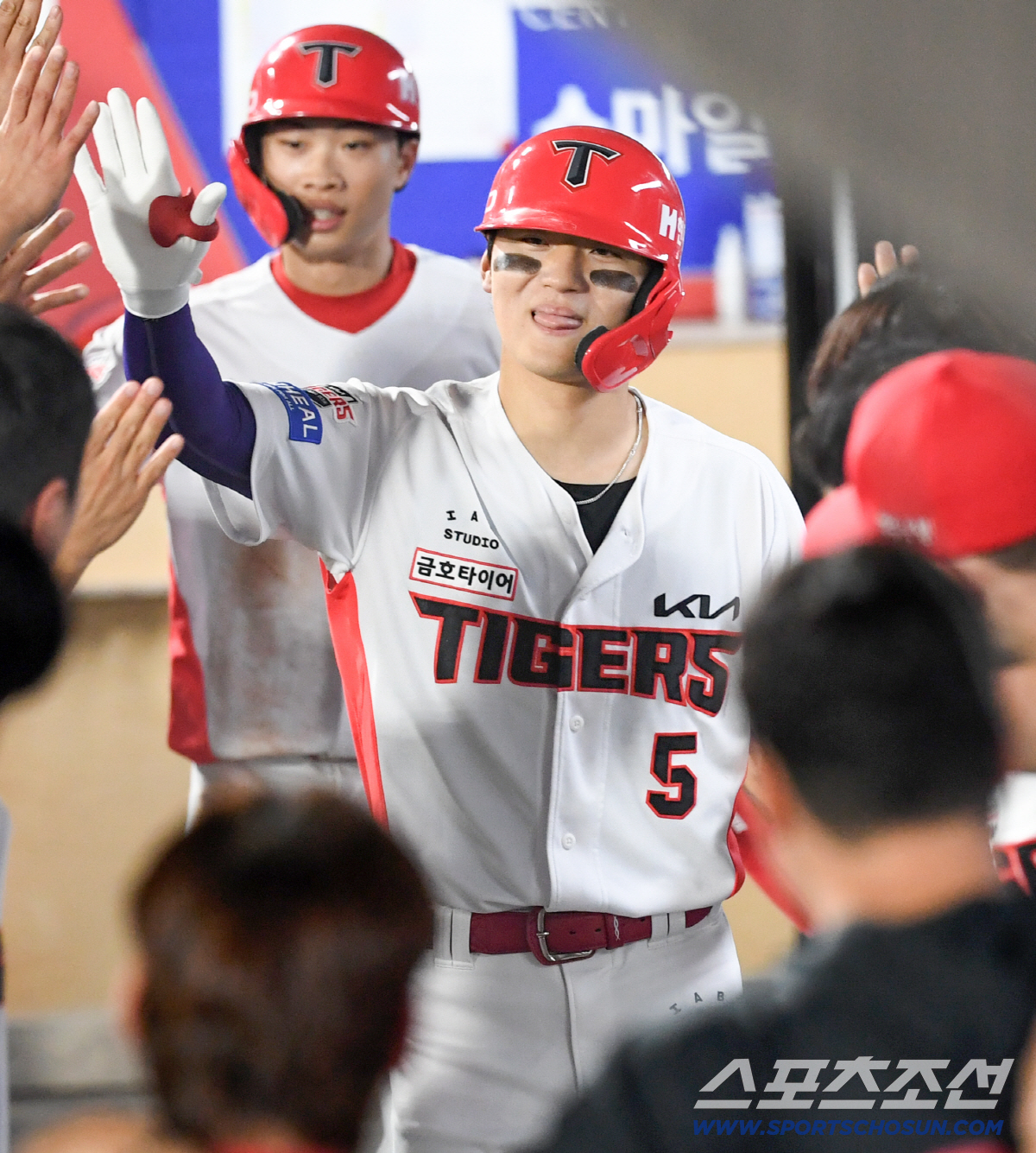 [포토] <b>41홈런</b> KIA <b>김도영</b>, 해냈다