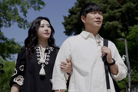 [속보] <b>배성재</b><b>김다영</b>, 결혼 1년 만에 부모 된다 "연말 출산 예정"