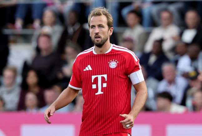 epa13236893 Harry Kane of Munich reacts during the German Bundesliga soccer match between SV Elversberg and FC Bayern Munich in Elversberg, Germany, 13 September 2026. EPA/RONALD WITTEK CONDITIONS - ATTENTION: The DFL regulations prohibit any use of photographs as image sequences and/or quasi-video.