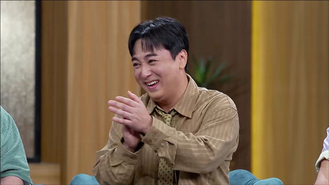 <b>황제성</b>, 문세윤발 '황당 루머' 대체 뭐길래...결국 입 열었다 "사실무근...