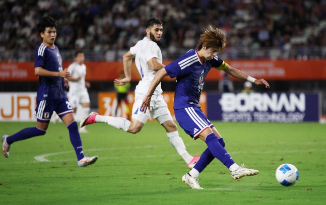 Asian Games - Aichi-Nagoya 2026 - Football Men Semi-Finals - Japan v Uzbekistan - Nagai Stadium, Osaka, Japan - September 30, 2026 Japan's Yuto Ozeki misses a chance to score REUTERS/Andrew Boyers