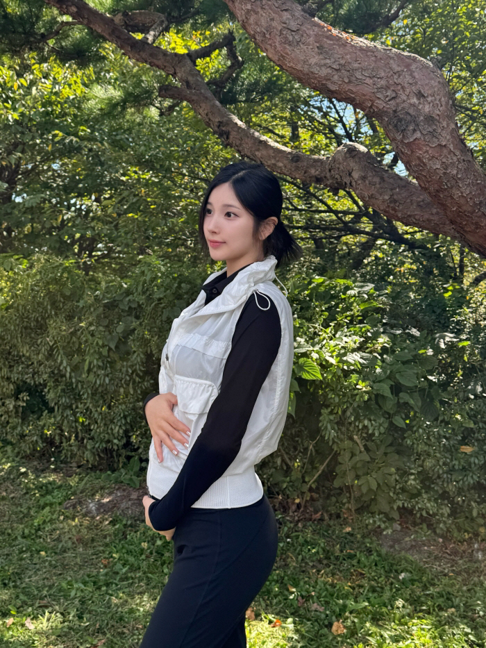 '25세 연예계 은퇴' <b>김소희</b>, 15세 연상과 남편과 결혼 2년 만에 <b>둘째</b> 임...