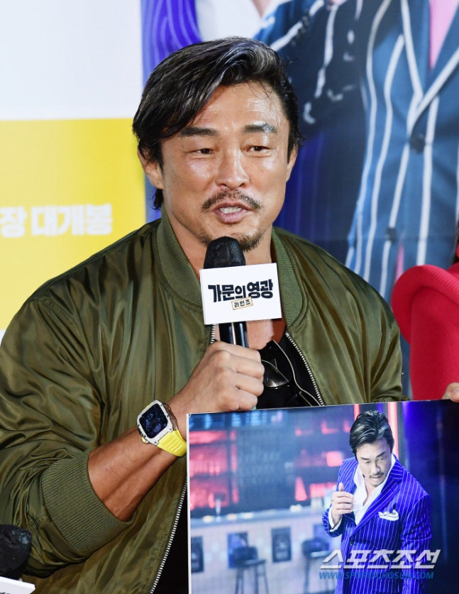 <b>추성훈</b>, 삼촌상 한 달 만에 또 비보 '큰 충격'.."<b>SNS 활동 중단</b>하겠다"