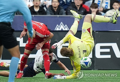 MLS 팬이라면 놓칠 수 없는 경기! 시카고 파이어 vs 밴쿠버 화이트캡스 하이라이트!