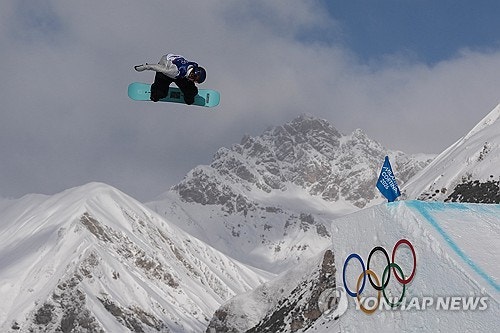 남자 스노보드 슬로apestyle 금메달ists 경쟁