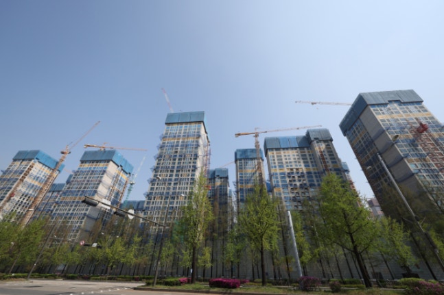 전매제한만 풀린 분양권 규제, 실거주의무 폐지는 언제