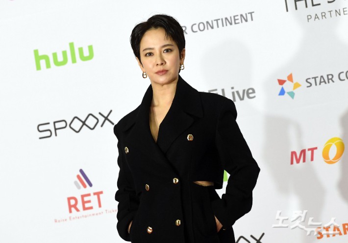"9억 정산금 증발"…<b>송지효</b> 횡령 고발 '초강수' 둔 까닭