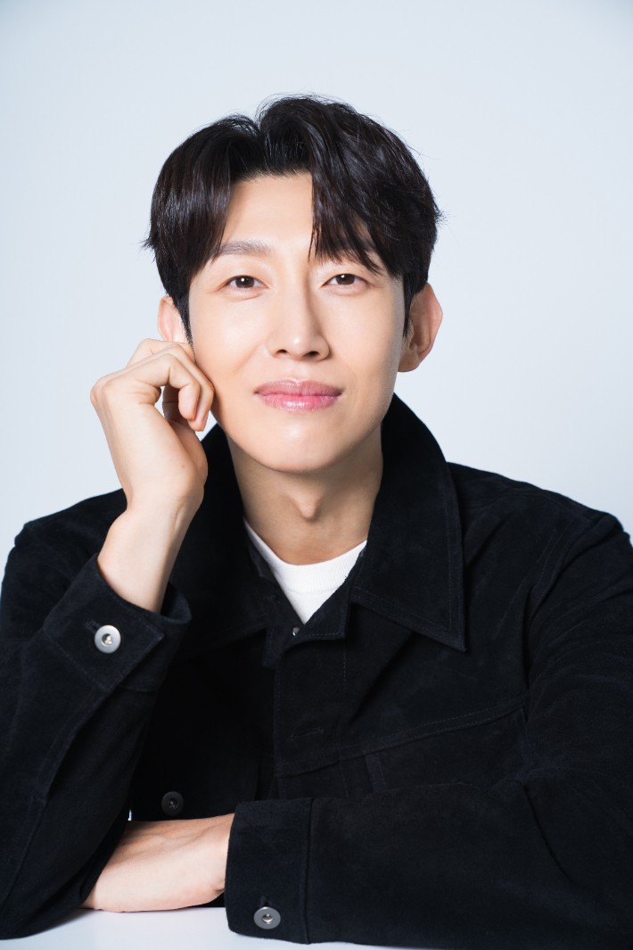 '우영우' '경소문2' <b>강기영</b> 갑작스런 <b>형제상</b> 비보…동료들 위로