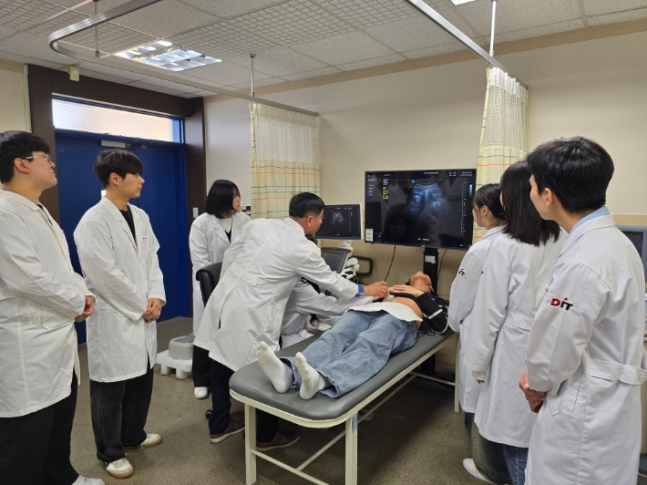 부산 동의과학대학교 방사선과 수업 현장. 동의과학대학교 제공