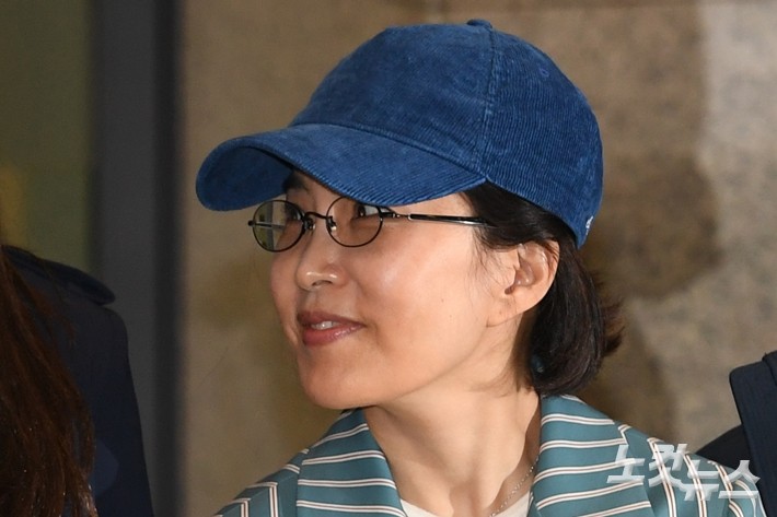 <b>이선희</b>, 배임 혐의 벌금형에 "겸허히 받아들여, 많이 반성"