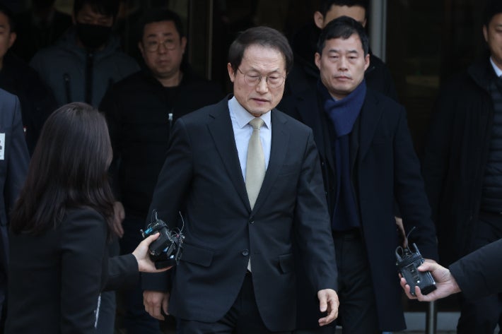 <b>해직교사</b> 부당특채 혐의 <b>조희연</b> '운명의 날'…오늘 <b>대법</b> 선고