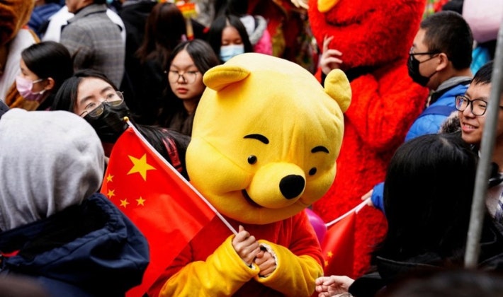 '<b>곰돌이</b> 푸' 두려워서? 中 <b>상하이 핼러윈</b> 복장 금지