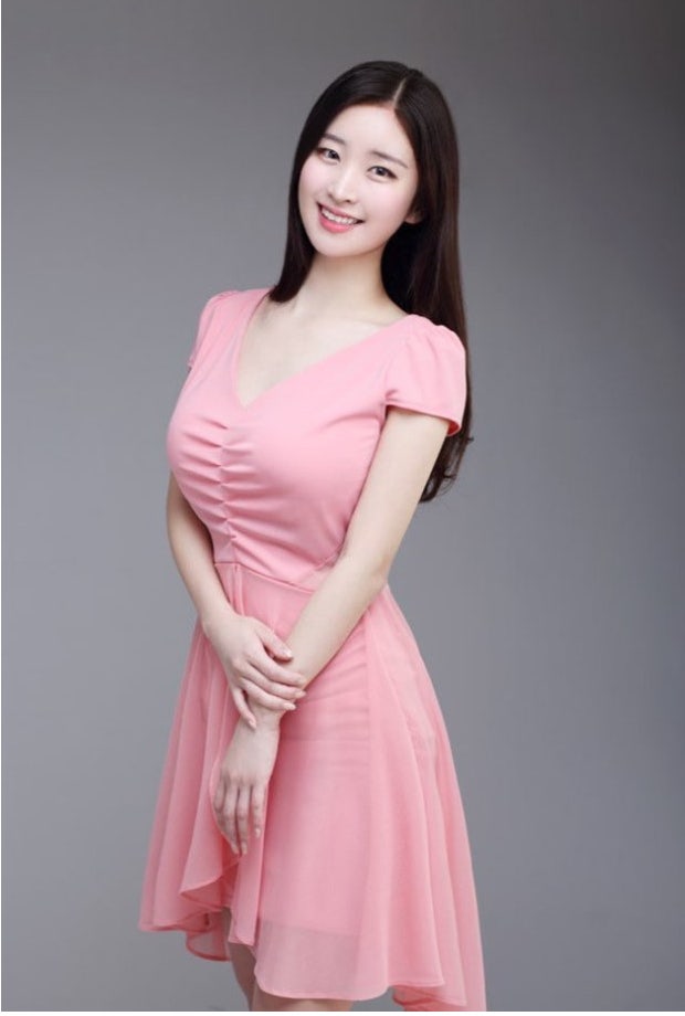 "마약했다…도와달라" 아나 출신 <b>김나정</b> 귀국 직후 <b>경찰</b> 조사