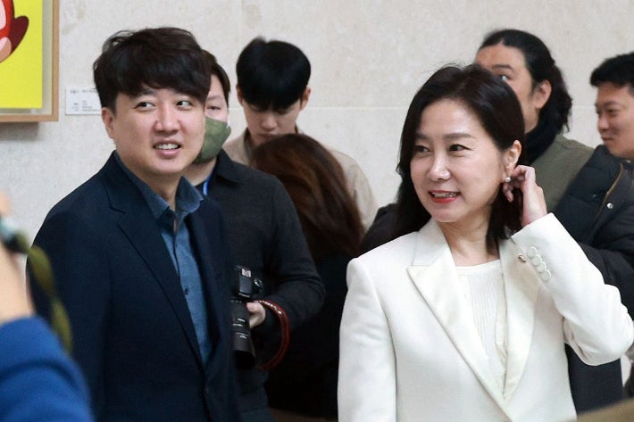 <b>허은아</b> "<b>상왕정치</b>"↔<b>이준석</b> "망상"…개혁신당 내홍 폭발