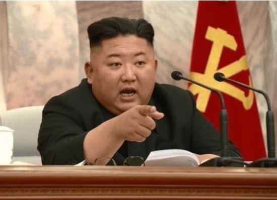 <b>김정은</b>, <b>우크라</b>전 <b>파병군</b>에 <b>신년 메시지</b>…"용기 백배하라"