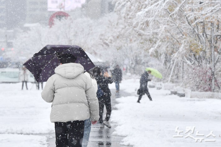 <b>서울 서남권 대설주의보</b> 발효…대설특보 확대 가능성