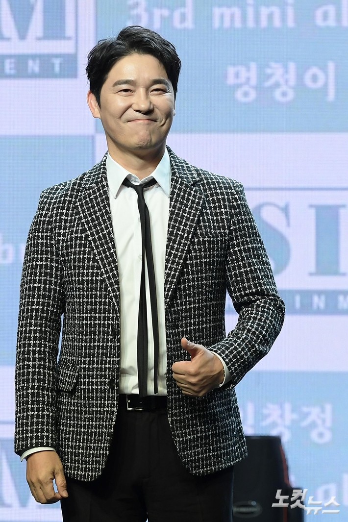 <b>임창정</b>, 억대 <b>개런티</b> 미반환 의혹 부인 "일부 변제, 적극 협조 중"