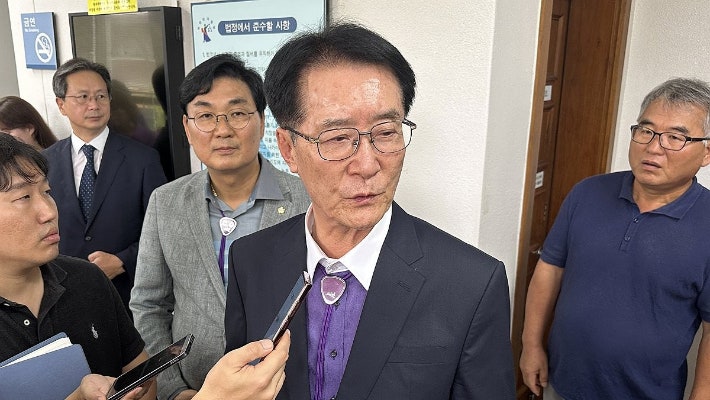 <b>박우량 신안군수 징역형</b> 집행유예 확정…군수직 상실