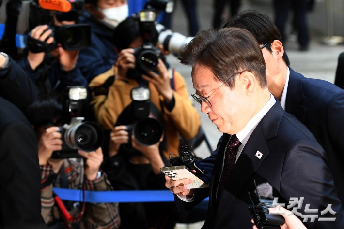 황진환 기자
