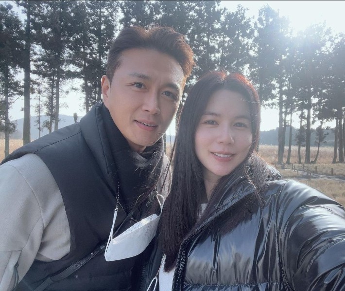 배우 진태현(왼쪽),박시은 부부.진태현 SNS 캡처