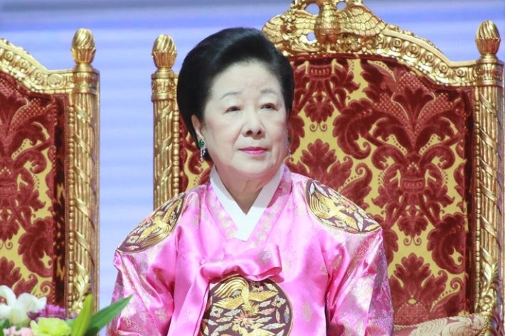 檢, <b>통일교</b> <b>한학자</b> 총재 <b>출국금지</b>…'김건희 선물' 의혹 수사 확대