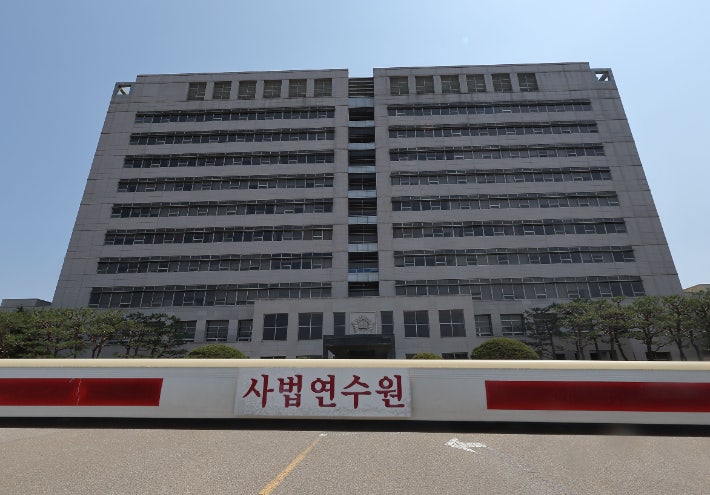 '李재판'이 촉발한 <b>법관대표회의</b>, 격론 예상…대선 앞 '신중론'도