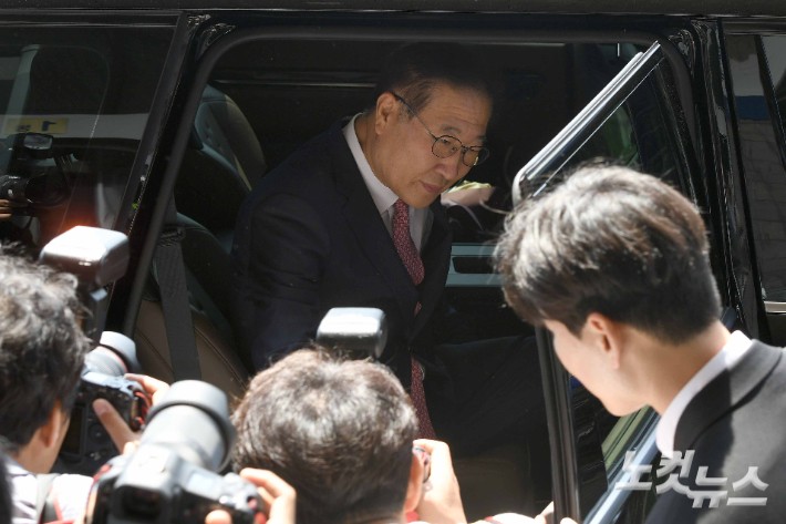 李대통령 '내란 종식' 메시지…법무부 떠난 <b>박성재</b>