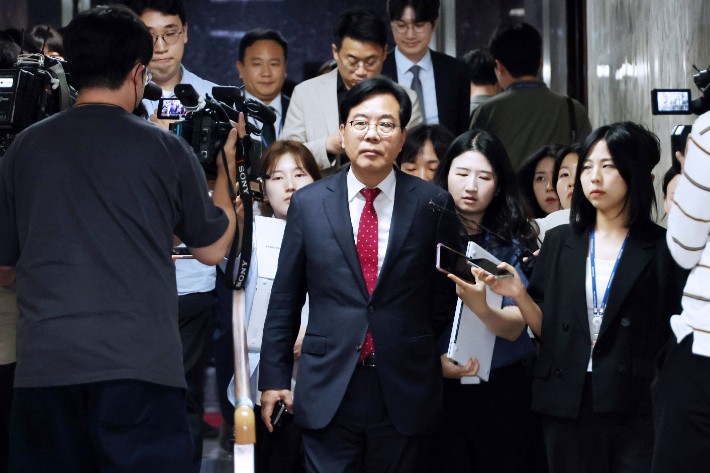 <b>국힘</b> 조기全大 '공감대'…당 혁신은 '엇박자'