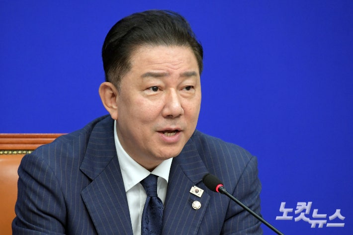 김병기 "<b>대북송금</b> 수사는 尹·檢합작 이재명 죽이기 공작"