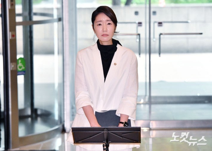 <b>강선우 여가부 장관 후보</b>자 "차별·역차별 받지 않도록 살필 것"