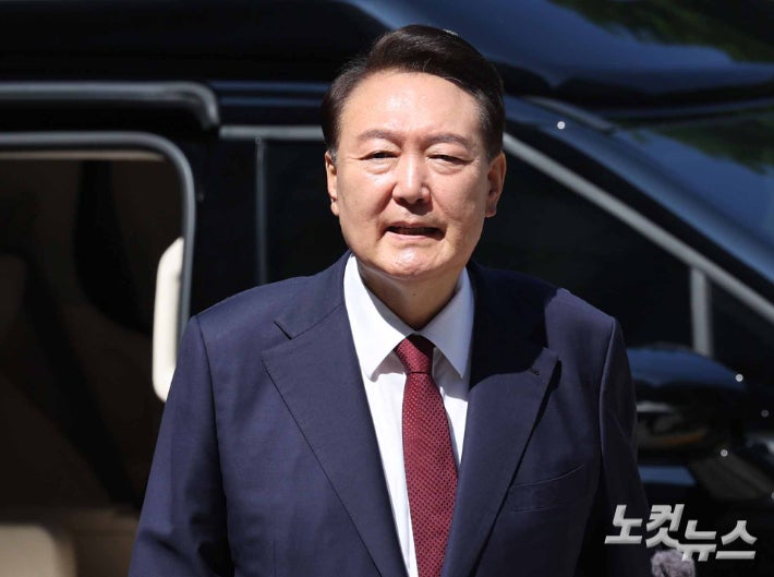 [속보]<b>내란특검</b> "尹 <b>출석</b>시간 28일 오전 10시로 변경 요구 수용"