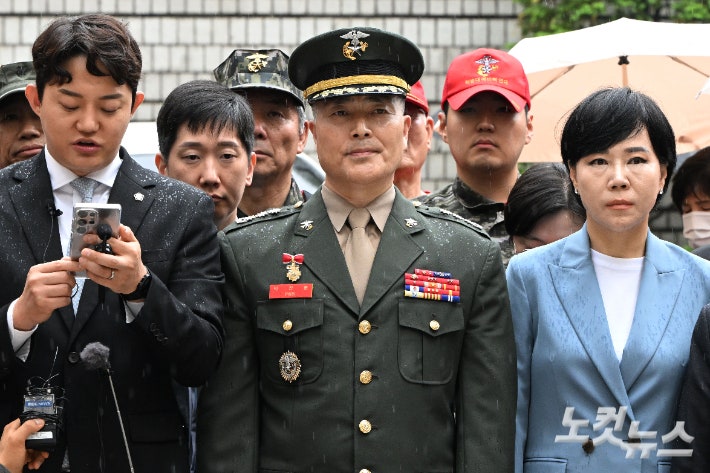 '채상병 사건' <b>박정훈</b> 2심, 특검보 방청…내달 이종섭 등 증언