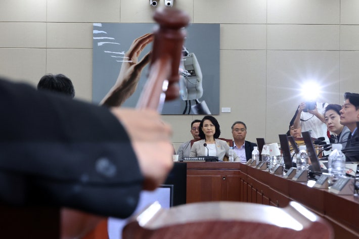 '방송3법' <b>대통령</b> 의중 논란…"개별법안 <b>의견</b> 밝힌 바 없어"