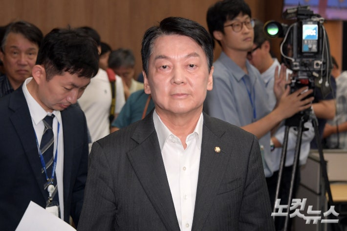 안철수, 한동훈 불<b>출마설</b>에 출마? "서로 경쟁해서 선택 받자"
