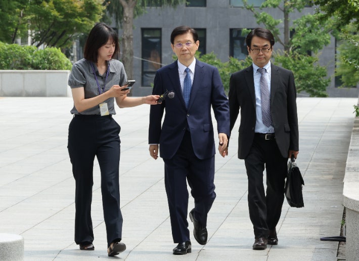 특검, <b>박종준</b> 전 경호처장 재소환…尹 <b>체포</b>방해 <b>의혹</b> 조사