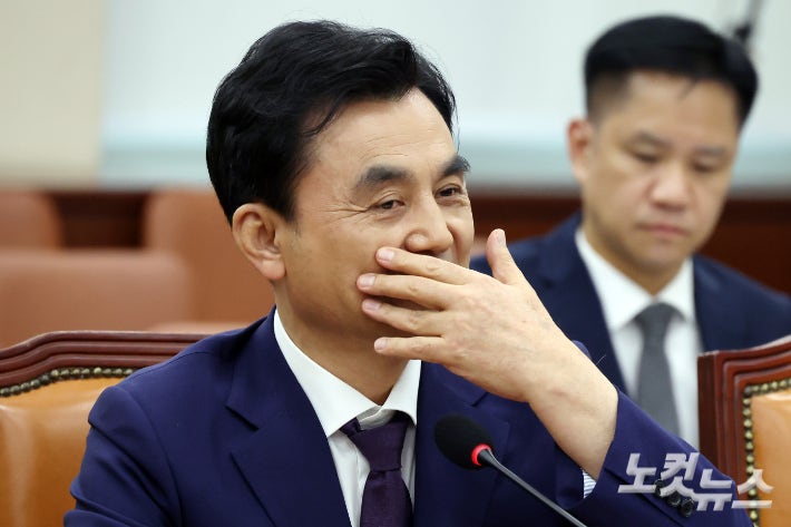 안규백 "李 임기중 <b>전작권 전환</b>"…대통령실 "<b>개인 의견</b>"