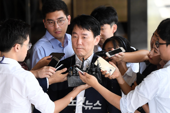 '선수협도 뿔났다' 초유의 <b>감독</b>-단장 동시 <b>경질</b>한 <b>키움</b> 질타 "특정인 중...
