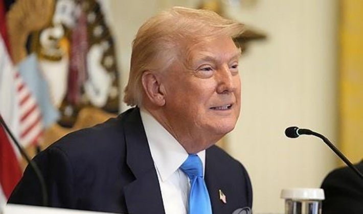캄보디아 "태국과 휴전 중재 <b>트럼프</b>, <b>노벨평화상 후보</b> 추천"
