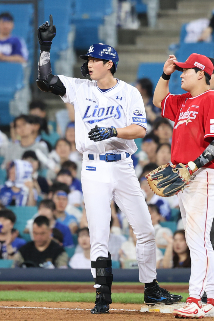 압도적인 한화 폰세? 규정타석 진입한 KT <b>안현민</b>? KBO 7월 <b>MVP</b>는