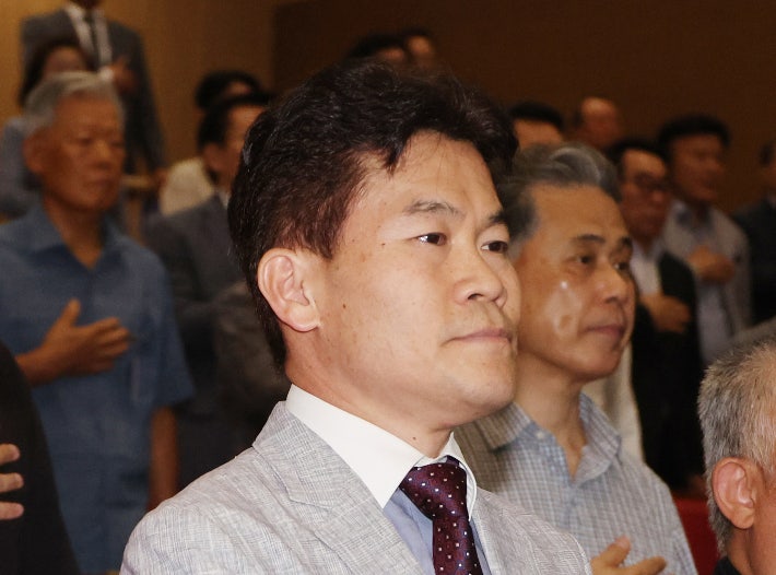 국힘 "<b>전한길</b> 소명 듣고 <b>징계</b> 판단…행사장밖 행동은 못 막아"