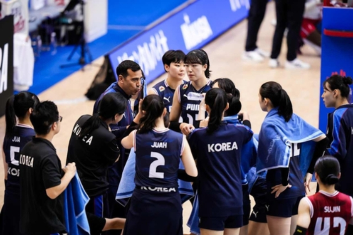 '강소휘 1득점 부진' 女 <b>배구</b>, 안방 대회 개막전서 <b>아르헨</b>에 1-3 <b>패배</b>