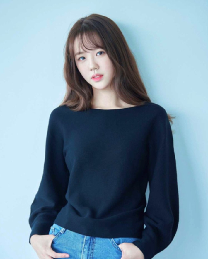 잘나가던 <b>지예은</b> 돌연 '<b>활동 중단</b>'…"건강 회복에 전념"