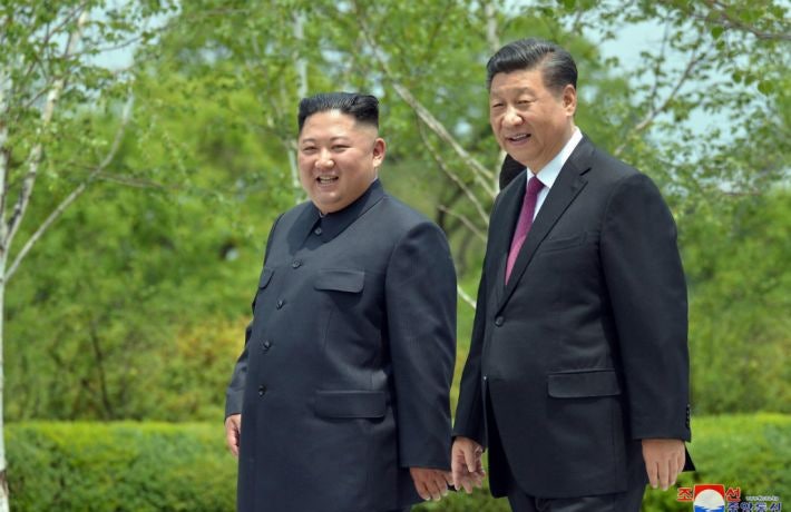김정은 中 <b>열병식</b> 참석…북중러 정상 첫 동시대면(종합)