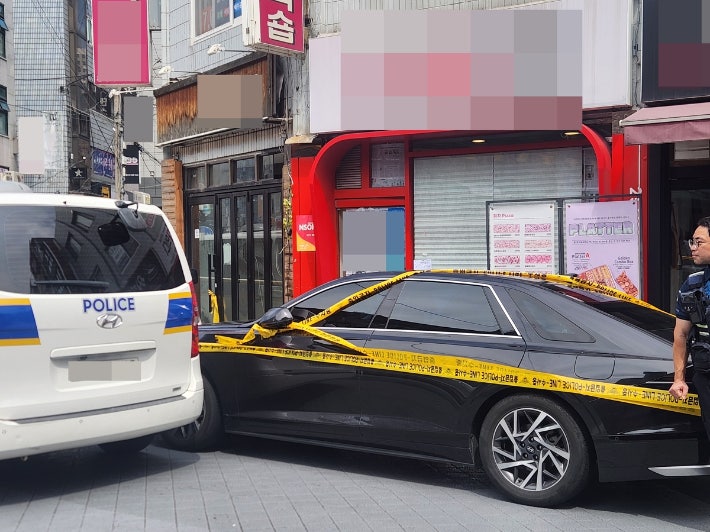 서울 관악구 <b>피자집</b>에서 <b>흉기 난동</b>…3명 사망·피의자 부상(종합)