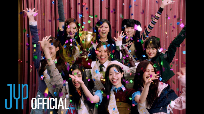 '<b>데뷔 10주년</b>' <b>트와이스</b> 10월 10일 스페셜 앨범 발매