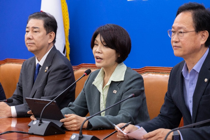 당정대 '<b>금융위</b> 폐지' <b>철회</b>…국힘 '필버' 접나