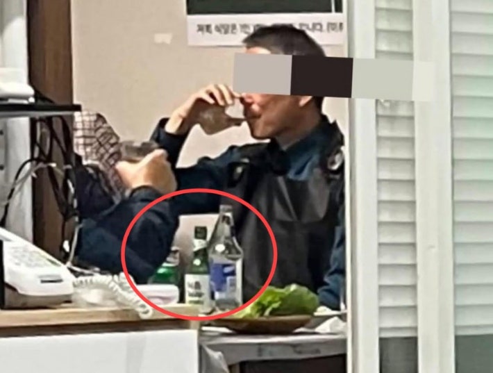 양양서 경찰들 근무 중 술판 벌였대?