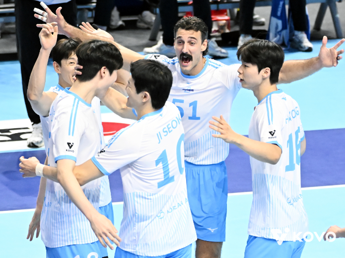 '<b>정지석</b>의 화려한 <b>부활</b>' 대한항공, 한국전력 3-1 잡고 시즌 첫 승